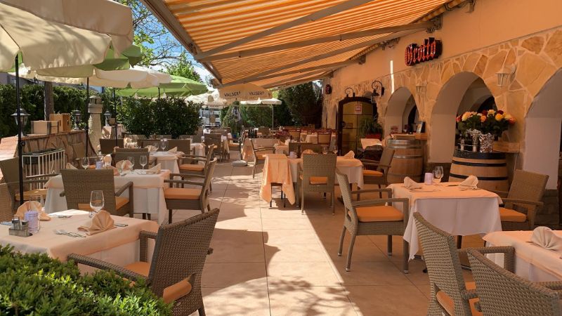 2021_05(Mai)09_a il Faro Grotto Terrasse Wangenstrasse 59 Duebendorf.jpg